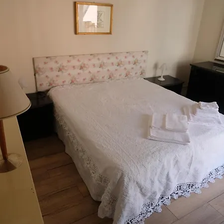 Marianna Guest house