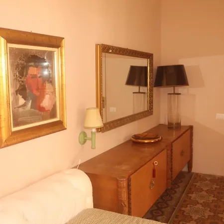 Marianna Guest house *